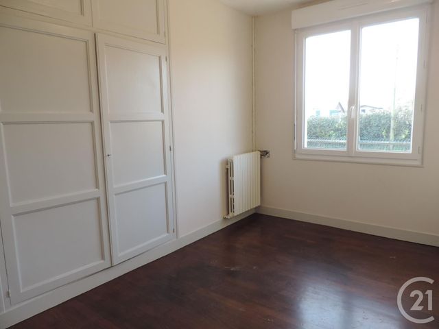Afficher la photo en grand maison à vendre - 4 pièces - 72.15 m2 - CHAMPSECRET - 61 - BASSE-NORMANDIE - Century 21 Agence Pays D'Andaines