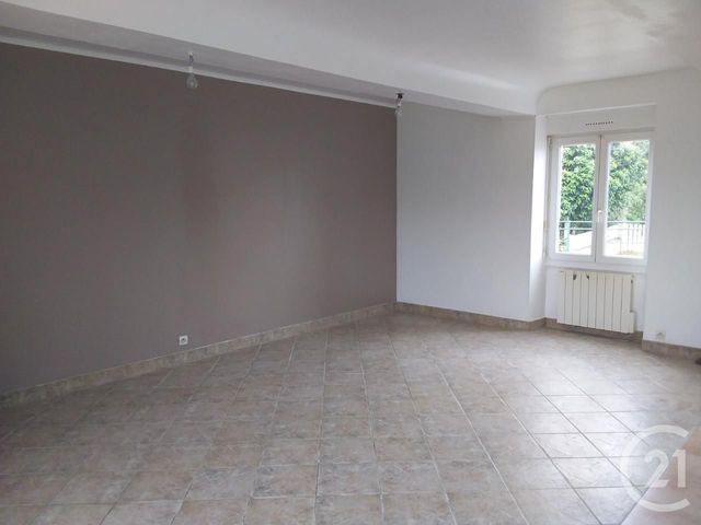Afficher la photo en grand maison à vendre - 6 pièces - 140.0 m2 - ST GEORGES DE ROUELLEY - 50 - BASSE-NORMANDIE - Century 21 Agence Pays D'Andaines