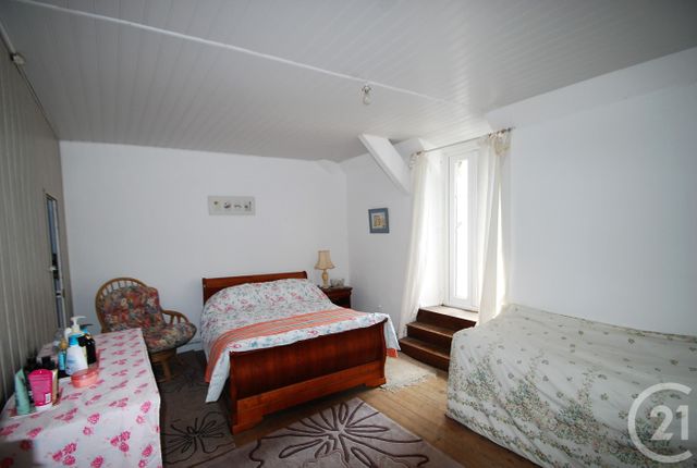 Afficher la photo en grand maison à vendre - 9 pièces - 237.5 m2 - LASSAY LES CHATEAUX - 53 - PAYS-DE-LOIRE - Century 21 Agence Pays D'Andaines