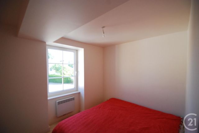 maison à vendre - 5 pièces - 85.0 m2 - LE HOUSSEAU BRETIGNOLLES - 53 - PAYS-DE-LOIRE - Century 21 Agence Pays D'Andaines maison à vendre - 5 pièces - 85.0 m2 - LE HOUSSEAU BRETIGNOLLES - 53 - PAYS-DE-LOIRE - Century 21 Agence Pays D'Andaines