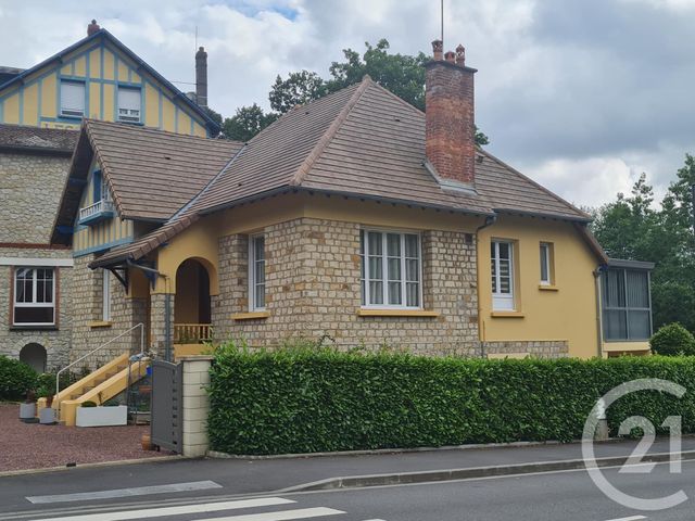 Afficher la photo en grand maison à vendre - 5 pièces - 129.0 m2 - BAGNOLES DE L ORNE NORMANDIE - 61 - BASSE-NORMANDIE - Century 21 Agence Pays D'Andaines