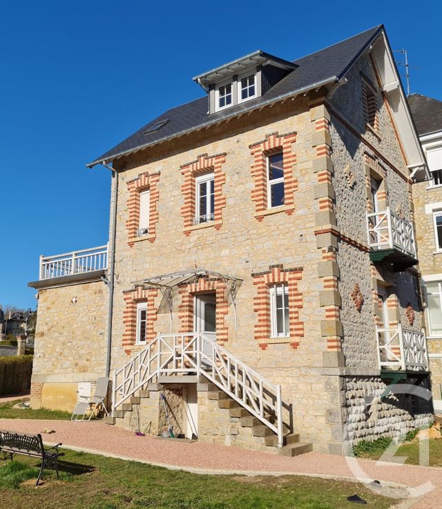 Afficher la photo en grand maison à vendre - 6 pièces - 100.5 m2 - BAGNOLES DE L ORNE - 61 - BASSE-NORMANDIE - Century 21 Agence Pays D'Andaines