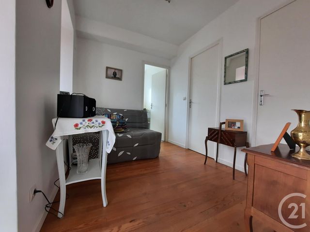 Afficher la photo en grand maison à vendre - 3 pièces - 54.24 m2 - LASSAY LES CHATEAUX - 53 - PAYS-DE-LOIRE - Century 21 Agence Pays D'Andaines