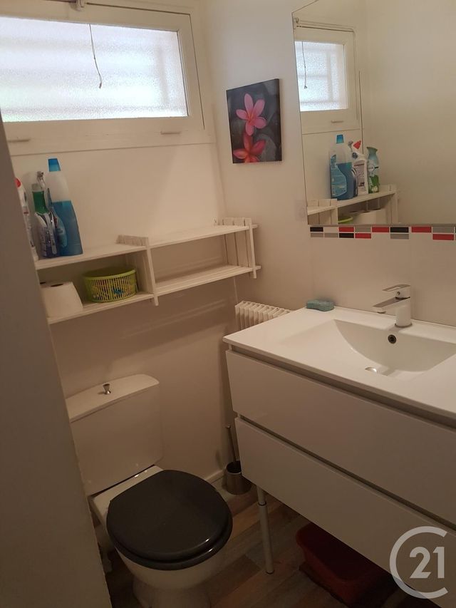 Afficher la photo en grand Studio à vendre - 1 pièce - 24.87 m2 - BAGNOLES DE L ORNE NORMANDIE - 61 - BASSE-NORMANDIE - Century 21 Agence Pays D'Andaines