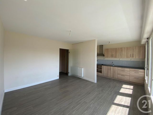 Appartement F1 à louer - 1 pièce - 29.02 m2 - BAGNOLES DE L ORNE NORMANDIE - 61 - BASSE-NORMANDIE - Century 21 Agence Pays D'Andaines