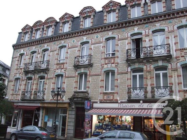 Appartement F2 à louer - 2 pièces - 48.7 m2 - BAGNOLES DE L ORNE NORMANDIE - 61 - BASSE-NORMANDIE - Century 21 Agence Pays D'Andaines
