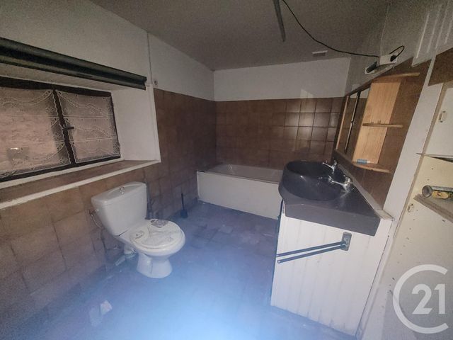 Afficher la photo en grand maison à vendre - 3 pièces - 74.0 m2 - LA PALLU - 53 - PAYS-DE-LOIRE - Century 21 Agence Pays D'Andaines