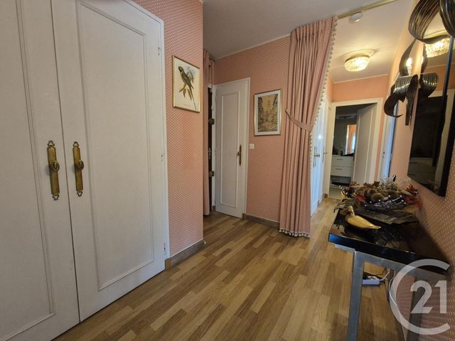 Appartement F3 à vendre - 3 pièces - 67.76 m2 - BAGNOLES DE L ORNE NORMANDIE - 61 - BASSE-NORMANDIE - Century 21 Agence Pays D'Andaines