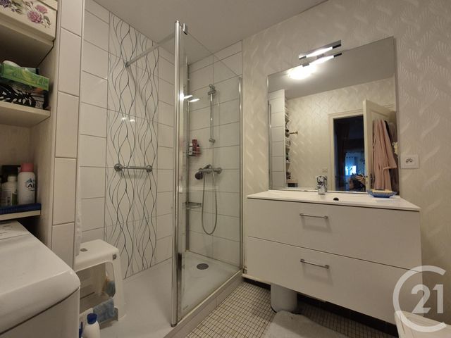 Appartement F3 à vendre - 3 pièces - 67.76 m2 - BAGNOLES DE L ORNE NORMANDIE - 61 - BASSE-NORMANDIE - Century 21 Agence Pays D'Andaines