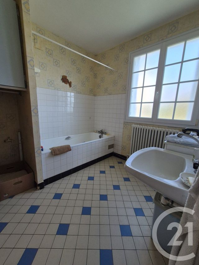 maison à vendre - 4 pièces - 116.84 m2 - DOMFRONT EN POIRAIE - 61 - BASSE-NORMANDIE - Century 21 Agence Pays D'Andaines