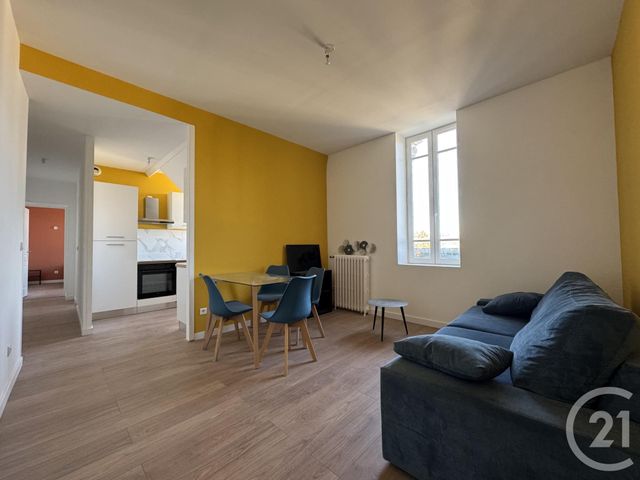 Appartement F2 à vendre - 2 pièces - 39.8 m2 - BAGNOLES DE L ORNE NORMANDIE - 61 - BASSE-NORMANDIE - Century 21 Agence Pays D'Andaines