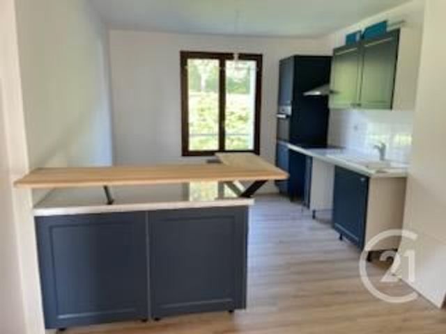 Appartement F3 à vendre - 3 pièces - 59.72 m2 - BAGNOLES DE L ORNE NORMANDIE - 61 - BASSE-NORMANDIE - Century 21 Agence Pays D'Andaines