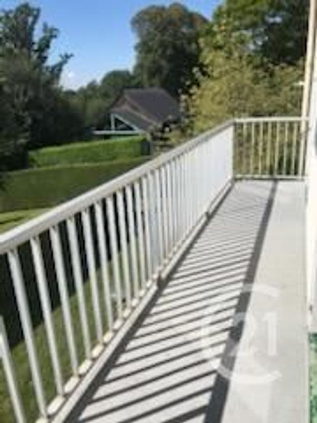 Appartement F3 à vendre - 3 pièces - 59.72 m2 - BAGNOLES DE L ORNE NORMANDIE - 61 - BASSE-NORMANDIE - Century 21 Agence Pays D'Andaines