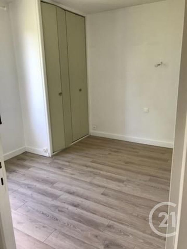 Appartement F3 à vendre - 3 pièces - 59.72 m2 - BAGNOLES DE L ORNE NORMANDIE - 61 - BASSE-NORMANDIE - Century 21 Agence Pays D'Andaines