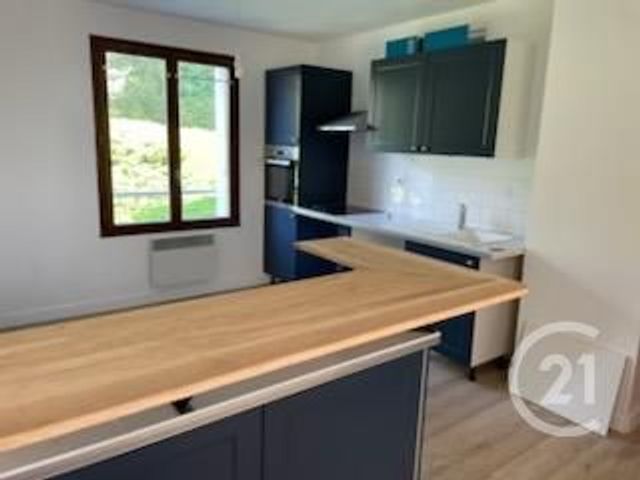 Appartement F3 à vendre - 3 pièces - 59.72 m2 - BAGNOLES DE L ORNE NORMANDIE - 61 - BASSE-NORMANDIE - Century 21 Agence Pays D'Andaines