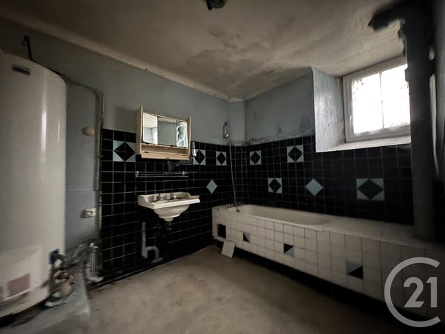 Afficher la photo en grand maison à vendre - 7 pièces - 117.0 m2 - BAGNOLES DE L ORNE NORMANDIE - 61 - BASSE-NORMANDIE - Century 21 Agence Pays D'Andaines