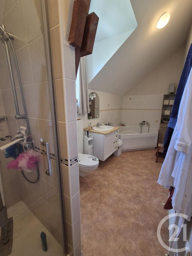 maison à vendre - 7 pièces - 217.5 m2 - ST GEORGES DE ROUELLEY - 50 - BASSE-NORMANDIE - Century 21 Agence Pays D'Andaines