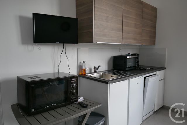 Appartement F2 à louer - 2 pièces - 29.0 m2 - BAGNOLES DE L ORNE NORMANDIE - 61 - BASSE-NORMANDIE - Century 21 Agence Pays D'Andaines