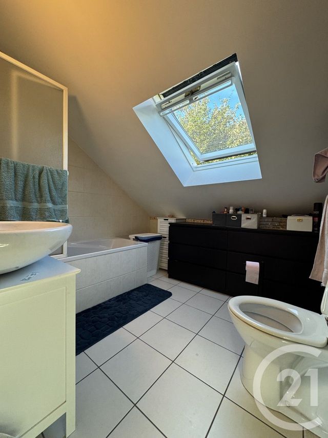 maison à vendre - 4 pièces - 110.5 m2 - LA PALLU - 53 - PAYS-DE-LOIRE - Century 21 Agence Pays D'Andaines