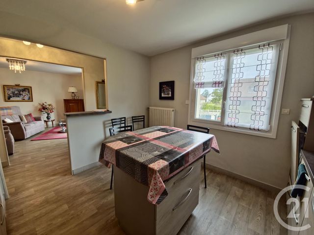 Afficher la photo en grand maison à vendre - 4 pièces - 88.13 m2 - DOMFRONT EN POIRAIE - 61 - BASSE-NORMANDIE - Century 21 Agence Pays D'Andaines