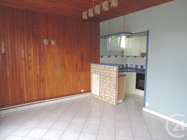Afficher la photo en grand Appartement F2 à louer - 2 pièces - 38.0 m2 - BAGNOLES DE L ORNE - 61 - BASSE-NORMANDIE - Century 21 Agence Pays D'Andaines