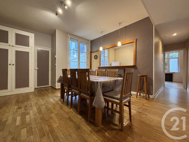Appartement T4 à vendre - 6 pièces - 118.67 m2 - BAGNOLES DE L ORNE NORMANDIE - 61 - BASSE-NORMANDIE - Century 21 Agence Pays D'Andaines