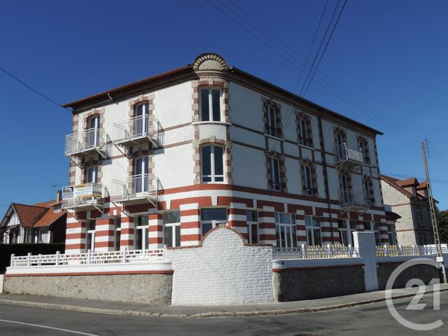 Appartement F3 à louer - 3 pièces - 40.6 m2 - BAGNOLES DE L ORNE NORMANDIE - 61 - BASSE-NORMANDIE - Century 21 Agence Pays D'Andaines