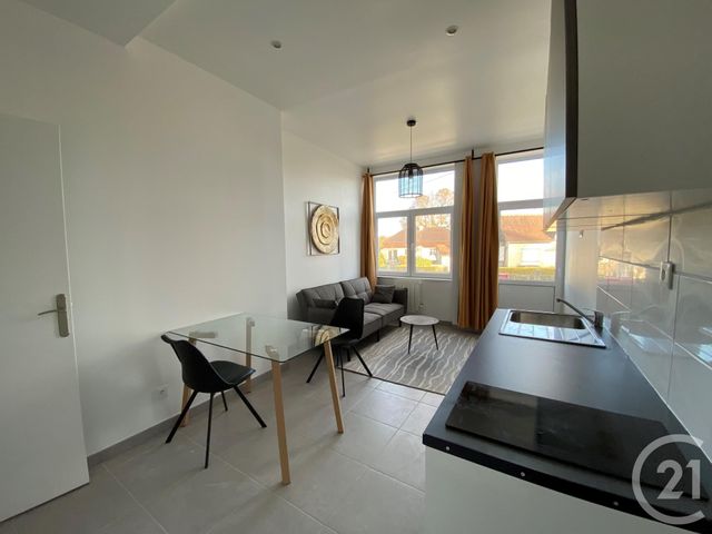 Appartement F3 à louer - 3 pièces - 40.6 m2 - BAGNOLES DE L ORNE NORMANDIE - 61 - BASSE-NORMANDIE - Century 21 Agence Pays D'Andaines