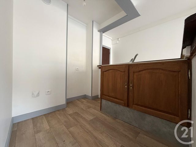 Appartement F2 à louer - 2 pièces - 42.06 m2 - BAGNOLES DE L ORNE NORMANDIE - 61 - BASSE-NORMANDIE - Century 21 Agence Pays D'Andaines