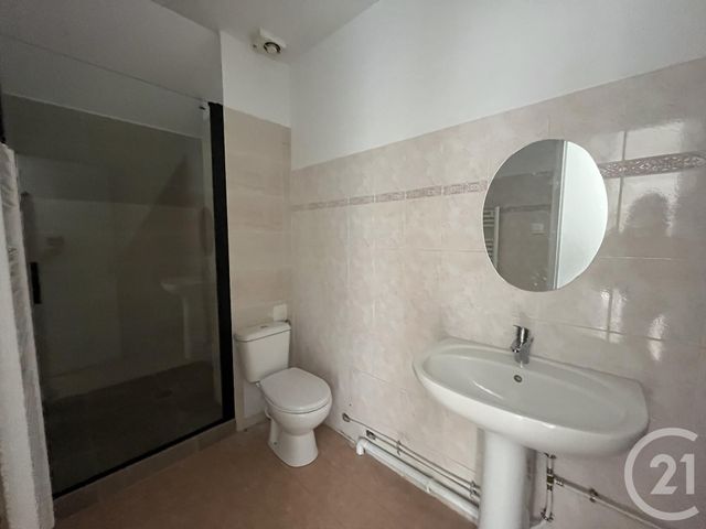 Appartement à louer - 2 pièces - 46.67 m2 - BAGNOLES DE L ORNE NORMANDIE - 61 - BASSE-NORMANDIE - Century 21 Agence Pays D'Andaines