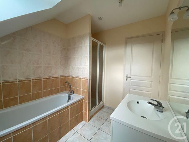 Appartement F3 à louer - 3 pièces - 64.71 m2 - DOMFRONT EN POIRAIE - 61 - BASSE-NORMANDIE - Century 21 Agence Pays D'Andaines