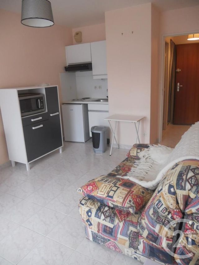 Appartement F1 à louer - 1 pièce - 18.0 m2 - BAGNOLES DE L ORNE NORMANDIE - 61 - BASSE-NORMANDIE - Century 21 Agence Pays D'Andaines