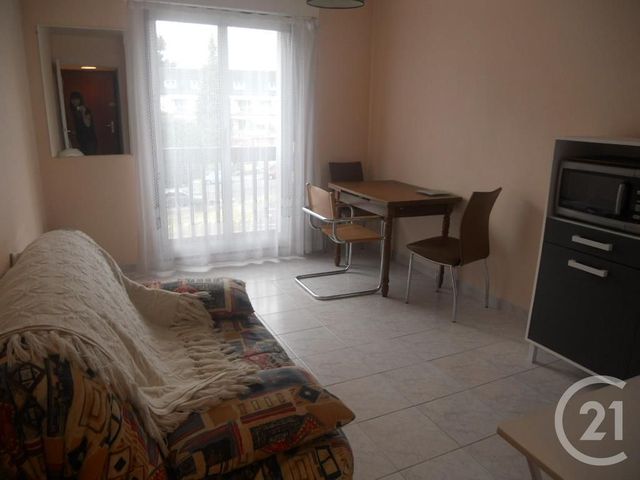 Appartement F1 à louer - 1 pièce - 18.0 m2 - BAGNOLES DE L ORNE NORMANDIE - 61 - BASSE-NORMANDIE - Century 21 Agence Pays D'Andaines