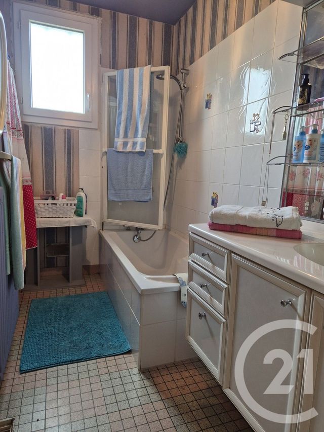 maison à vendre - 4 pièces - 111.26 m2 - LA FERTE MACE - 61 - BASSE-NORMANDIE - Century 21 Agence Pays D'Andaines