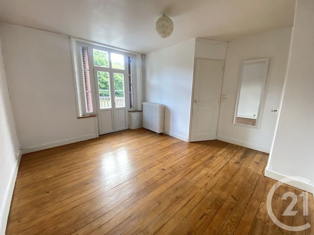 maison à louer - 3 pièces - 63.91 m2 - BAGNOLES DE L ORNE NORMANDIE - 61 - BASSE-NORMANDIE - Century 21 Agence Pays D'Andaines