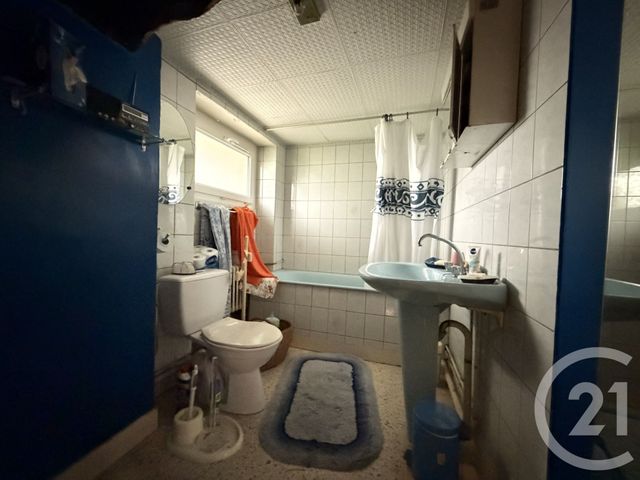 maison à vendre - 4 pièces - 84.45 m2 - CHAMPSECRET - 61 - BASSE-NORMANDIE - Century 21 Agence Pays D'Andaines