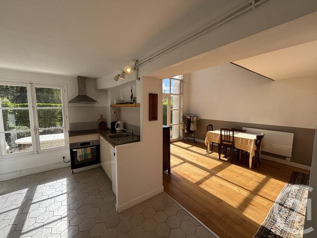 Appartement T2 à louer - 2 pièces - 65.0 m2 - BAGNOLES DE L ORNE NORMANDIE - 61 - BASSE-NORMANDIE - Century 21 Agence Pays D'Andaines