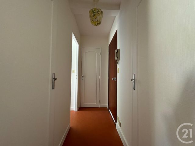 Appartement T2 à louer - 2 pièces - 39.9 m2 - BAGNOLES DE L ORNE NORMANDIE - 61 - BASSE-NORMANDIE - Century 21 Agence Pays D'Andaines