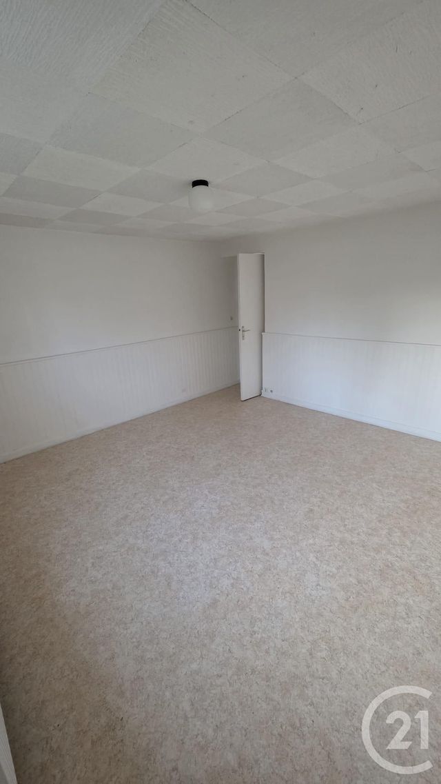 Appartement à louer - 3 pièces - 69.76 m2 - BAGNOLES DE L ORNE NORMANDIE - 61 - BASSE-NORMANDIE - Century 21 Agence Pays D'Andaines