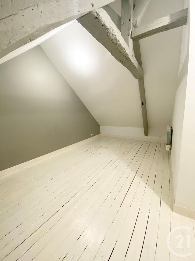 Appartement F3 à louer - 3 pièces - 71.73 m2 - BAGNOLES DE L ORNE NORMANDIE - 61 - BASSE-NORMANDIE - Century 21 Agence Pays D'Andaines