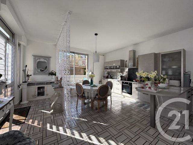 Appartement F3 à vendre - 2 pièces - 83.33 m2 - BAGNOLES DE L ORNE NORMANDIE - 61 - BASSE-NORMANDIE - Century 21 Agence Pays D'Andaines