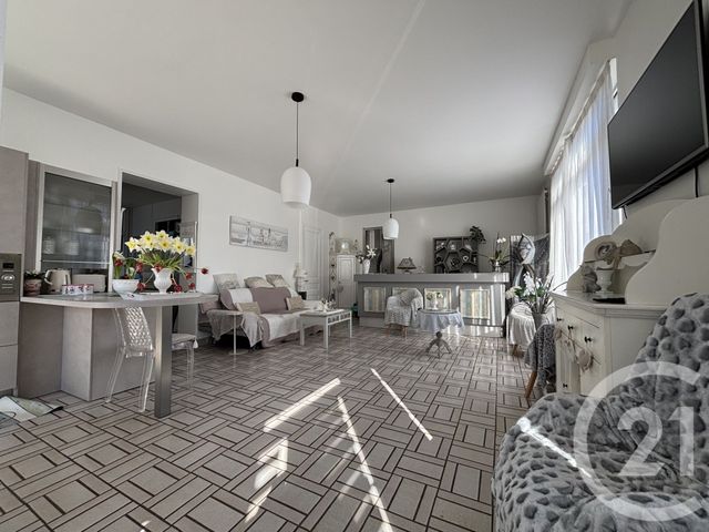 Appartement F3 à vendre - 2 pièces - 83.33 m2 - BAGNOLES DE L ORNE NORMANDIE - 61 - BASSE-NORMANDIE - Century 21 Agence Pays D'Andaines