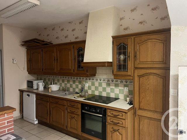 maison à louer - 5 pièces - 186.77 m2 - CARROUGES - 61 - BASSE-NORMANDIE - Century 21 Agence Pays D'Andaines