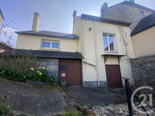 Appartement à louer - 2 pièces - 50.0 m2 - DOMFRONT EN POIRAIE - 61 - BASSE-NORMANDIE - Century 21 Agence Pays D'Andaines