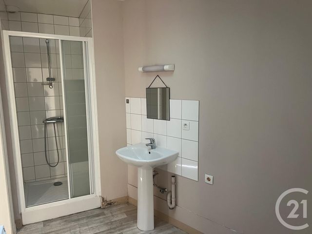 Appartement F2 à louer - 2 pièces - 48.0 m2 - BAGNOLES DE L ORNE NORMANDIE - 61 - BASSE-NORMANDIE - Century 21 Agence Pays D'Andaines