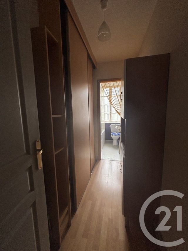 Appartement T3 à vendre - 4 pièces - 62.32 m2 - BAGNOLES DE L ORNE NORMANDIE - 61 - BASSE-NORMANDIE - Century 21 Agence Pays D'Andaines