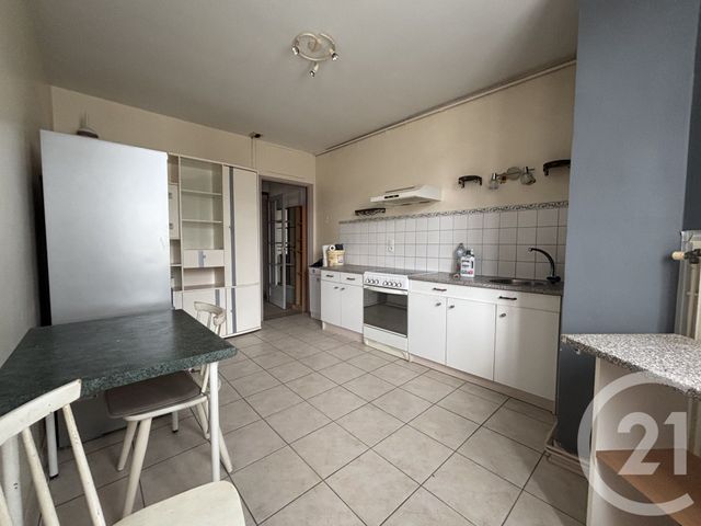 Appartement T3 à vendre - 4 pièces - 62.32 m2 - BAGNOLES DE L ORNE NORMANDIE - 61 - BASSE-NORMANDIE - Century 21 Agence Pays D'Andaines