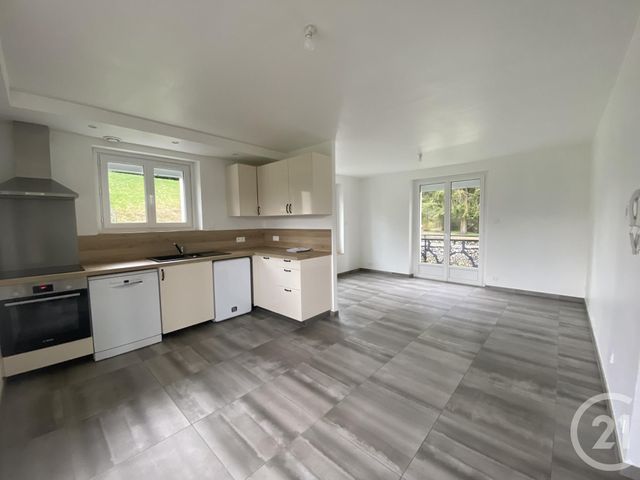 Appartement F3 à louer - 3 pièces - 58.0 m2 - BAGNOLES DE L ORNE NORMANDIE - 61 - BASSE-NORMANDIE - Century 21 Agence Pays D'Andaines