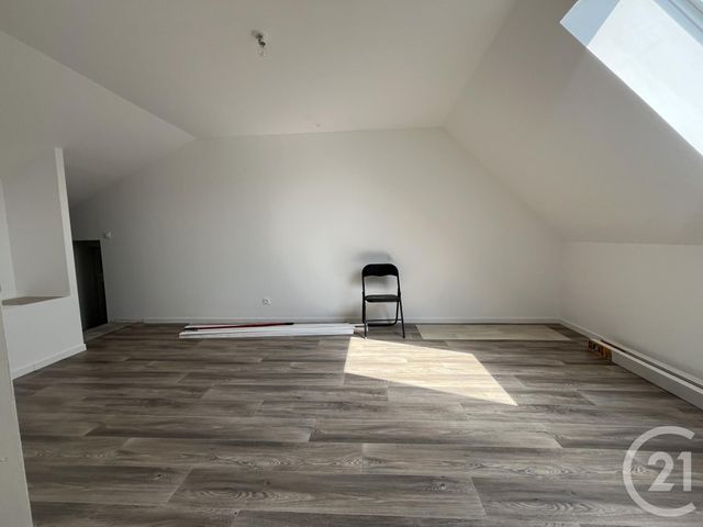 maison à louer - 6 pièces - 130.82 m2 - JUVIGNY VAL D ANDAINE - 61 - BASSE-NORMANDIE - Century 21 Agence Pays D'Andaines