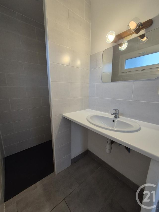 maison à louer - 3 pièces - 60.94 m2 - LE GRAIS - 61 - BASSE-NORMANDIE - Century 21 Agence Pays D'Andaines